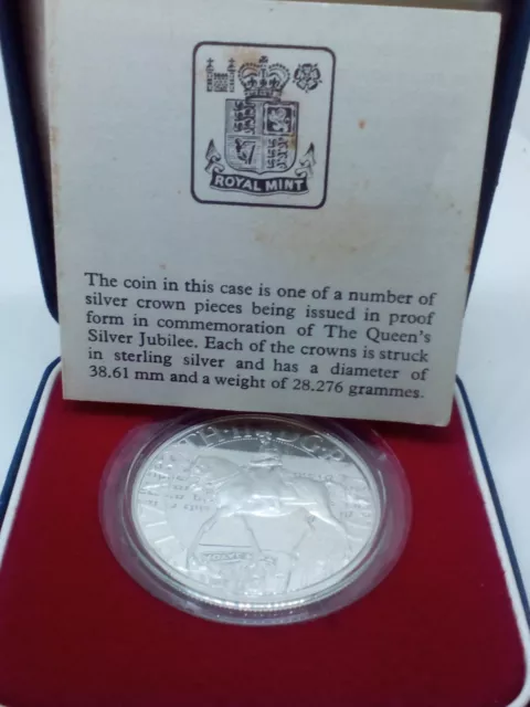 1977 Silver Proof Silver Jubilee Crown Coin Boxed with Certificate Authenticity