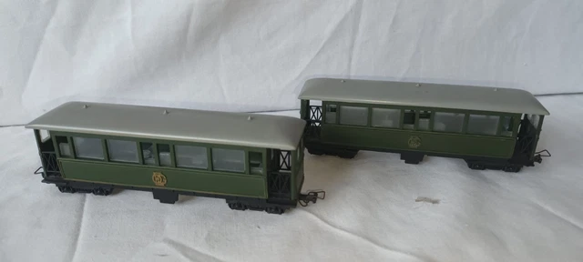 NARROW GAUGE HOE 009 2x Liliput Bogie Coach Green Livery DECENT ...