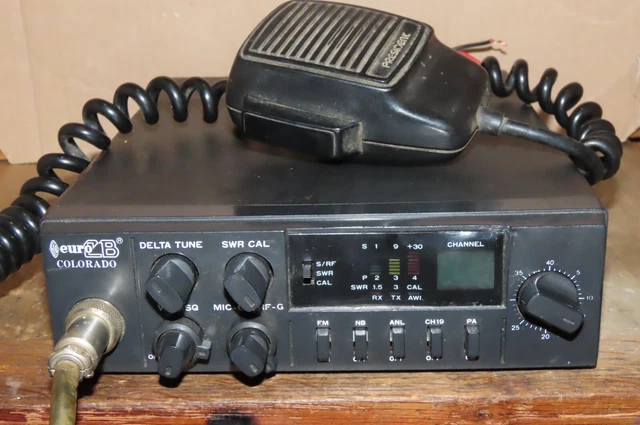 COLLECTION/ VINTAGE/ RADIO Cibi Portable/ Euro Cb Pro-101/ AM/FM. EUR