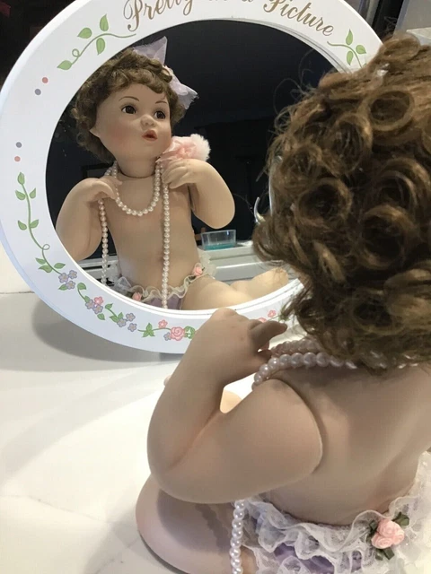 VTG 1995 Ashton Drake Doll Pretty As A Picture 11" Sitting Porcelain Doll NIB