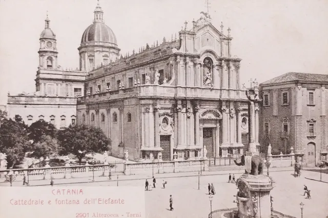 Cartolina - Catania - Cattedrale e fontana dell'Elefante - 1900 ca.