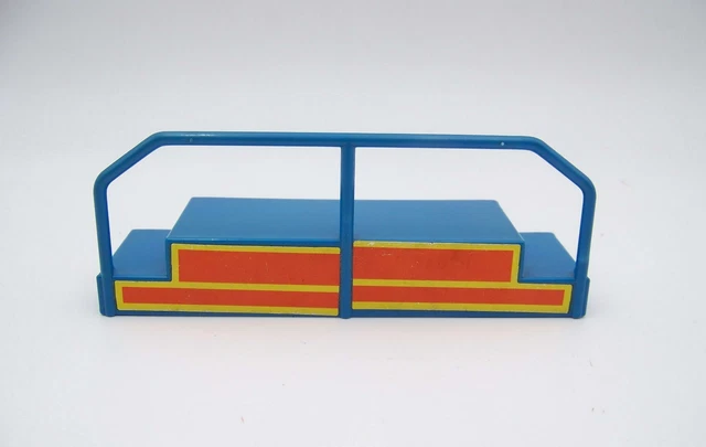 Pièce Playmobil : Fenêtre à Barreaux Bleue Pour Roulotte De Cirque - Occasion