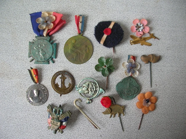 Lot Rare De Broches Religieuses JOC 1937 - Épinglettes Anciennes Françaises, Vintage Et Collection