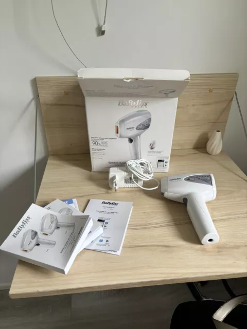 Épilation durable par lumière pulsée G945E Babyliss