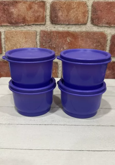 Tupperware 4914B 4 oz. Purple Containers with Lids. Set of 4.