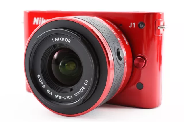 Nikon 1 J1 10.1MP Appareil Photo Numérique Rouge Corps Avec / 10-30mm VR De 2