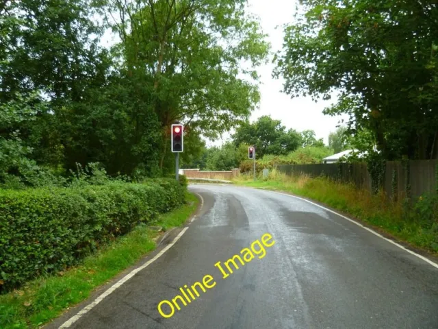 Photo 6x4 Traffic light control at railway bridge Ruscombe/SU7976  c2013