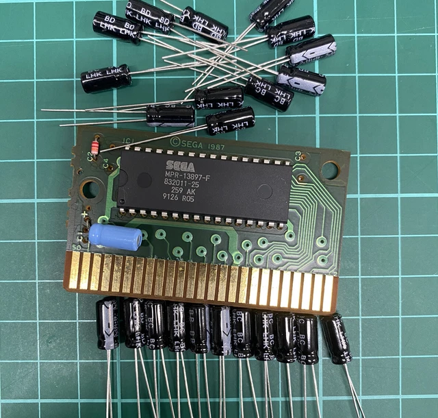 Kit Condensatori Per Sega Master System (M4 Powerbase PAL) – 15 Pezzi Per Riparazione