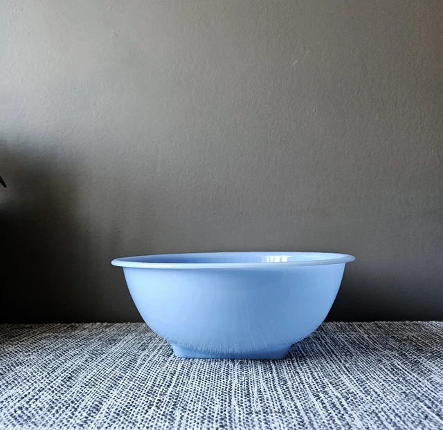 VINTAGE PYREX DELPHITE Blue Mixing Bowl Square Bottom HTF $129.00 ...