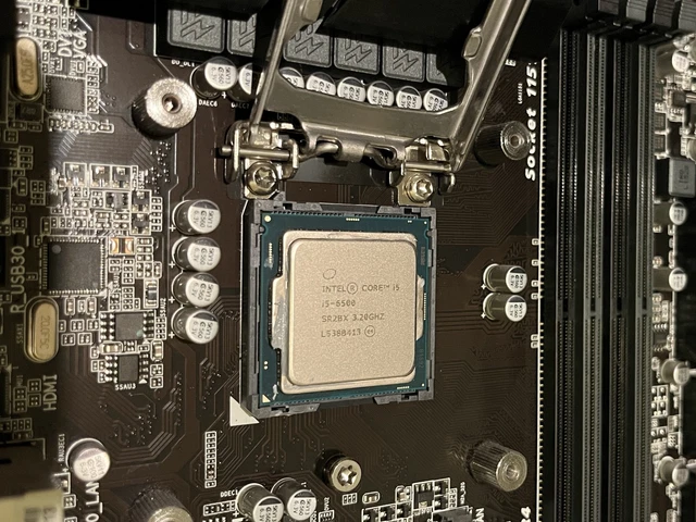 CPU CPU Intel i7 i7-9700K 3.60Ghz Schede madri e CPU combo, Componenti e parti, Informatica