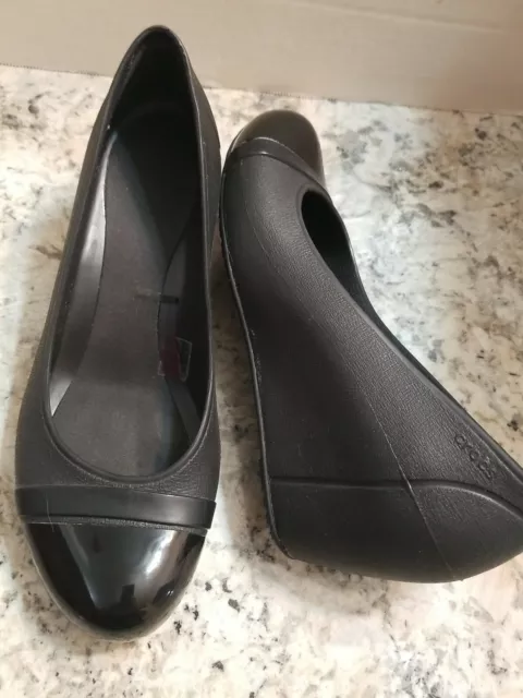 CROCS Black Patent Cap Toe Wedge Platforms High Heels Shoes Womens Sz 8