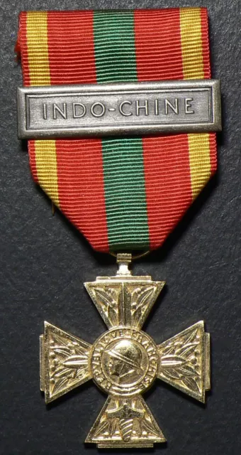 Indochina Vietnam Medal Croix du Combattant WW2 1939-45 France #22769