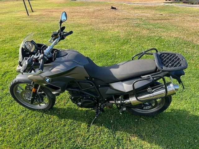 bmw f700gs motorbike