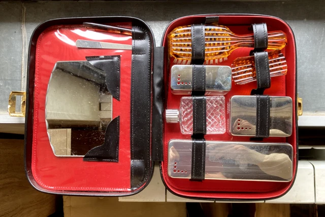 Trousse de voyage ancienne - Collection