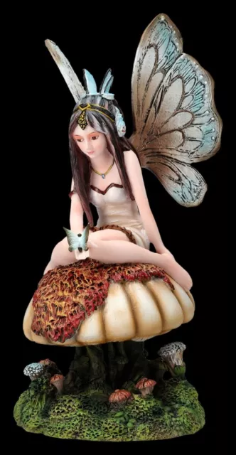 Elfen Figur - Schmetterlings-Fee auf Pilz - Fairy, Magie, magische Wesen