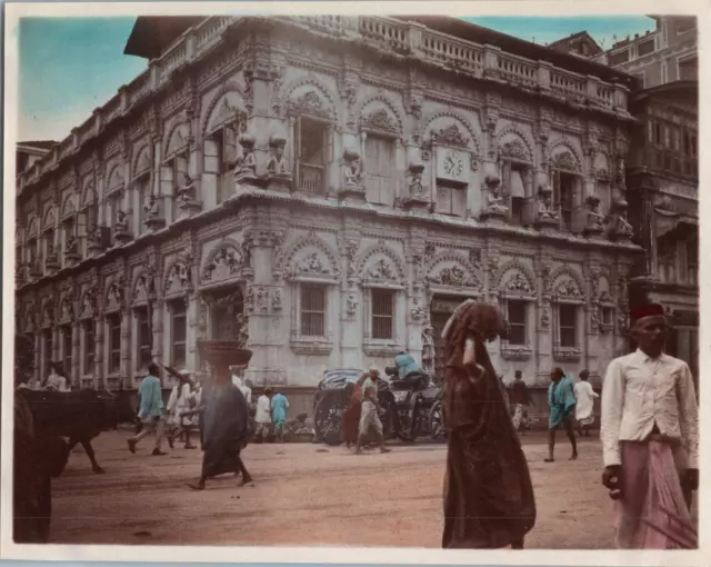 India, Mumbai, Kalbadevi, View of a Dwarkadhish Temple (Dedicated to Lord Kri