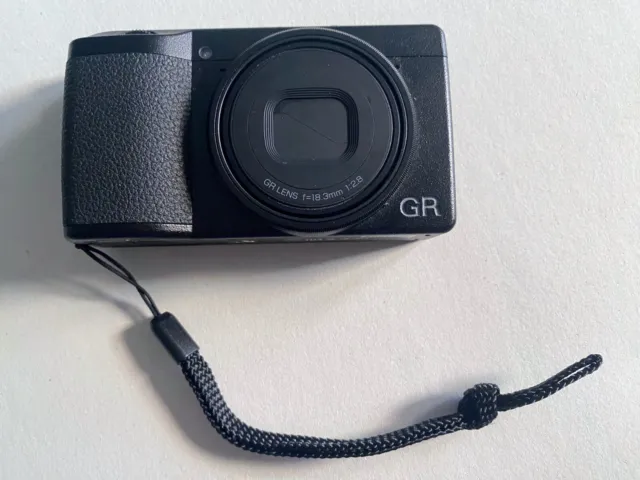Ricoh GR III 24.2 MP 28mm Digital Camera -  Used (Near Mint) 2