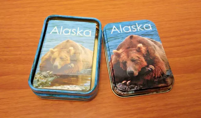 Alaska Grizzly Bear Souvenir Playing Cards in Tin Made in Hong Kong