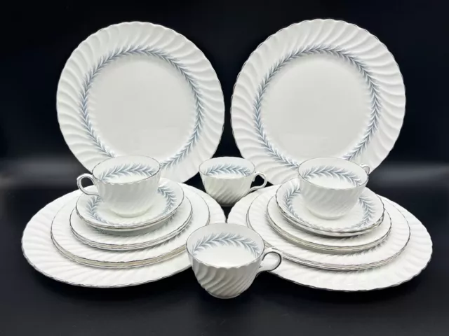 Aynsley Mayfair 5 Pieces Place Setting x 4 Bone China England 20 Pieces