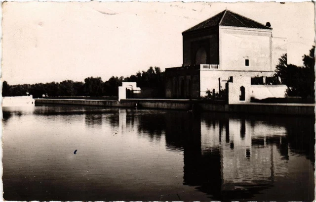 CPA AK MARRAKECH Le Bassin de la Menara MAROC (688379)