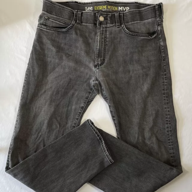 MEN'S LEE EXTREME Motion MVP Slim Fit Straight Leg 38x32 Gray Jeans $16 ...