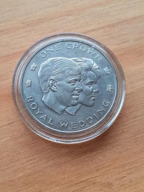 1986 Royal Wedding Crown Coin Turks & Caicos In Capsule Prince Andrew & Sarah F.