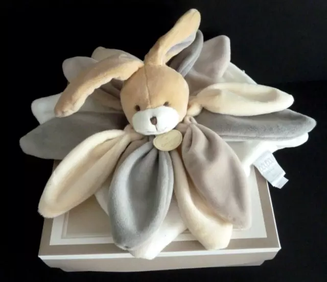 U7. DOUDOU ET COMPAGNIE LAPIN plat taupe Collector pétale gris blanc NEUF BOITE