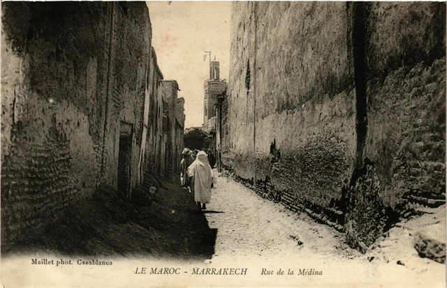 CPA AK Marrakech - Rue de la Medina MAROC (963617)