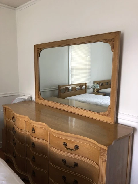 Vintage Twin Bedroom Set White Mahogany (Possibly) Gorgeous Set