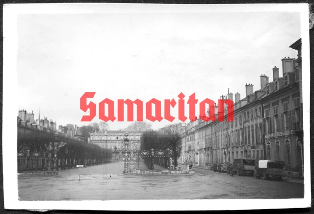 I9/30 Ww2 Original Photo Of German Soldiers At Place De La Carriere Nancy France