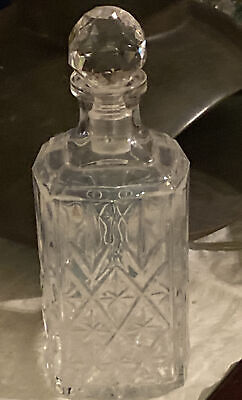 Vintage Lead Crystal  Clear Cut Glass  Liquor  Decanter  With Stopper  10” Tall