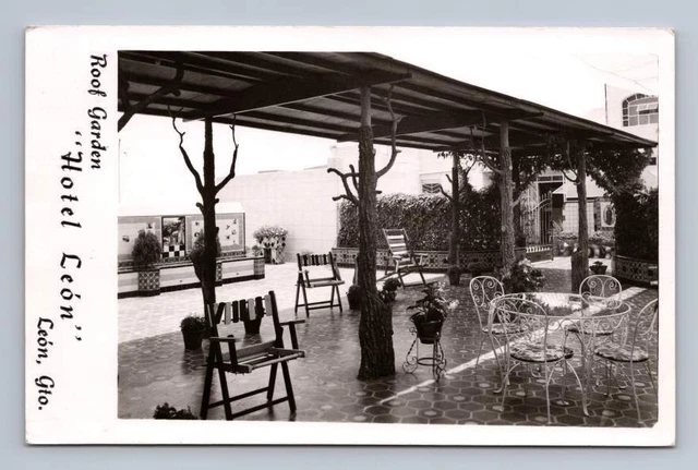 Hotel Patio LEON Guanajuato Mexico RPPC Vintage Photo Postcard ~1940s