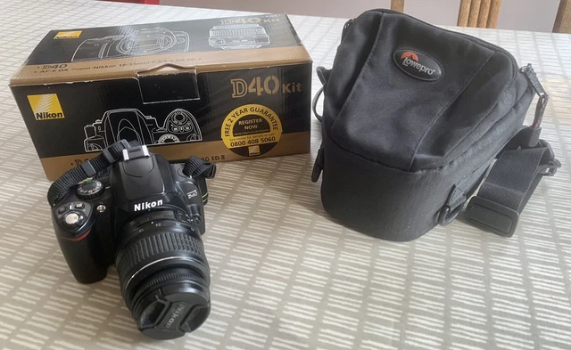 Nikon D40 Digital SLR Camera Kit | 18-55mm Nikkor Zoom Lens | Lowepro Bag