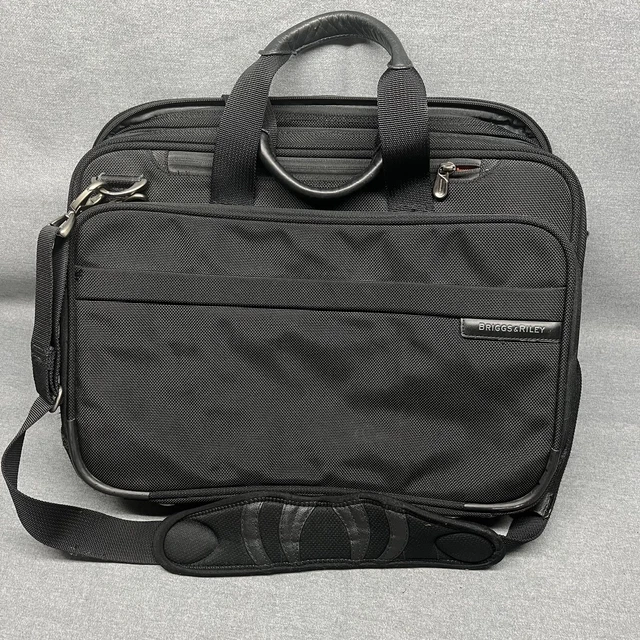 Briggs & Riley 17” Expandable Organized Computer Brief Black BB104X
