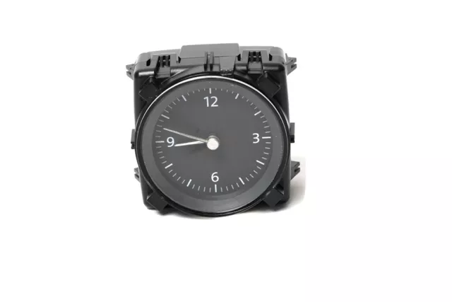 Uhr Analoguhr Armaturenbrett vorne 3G0919204C VW Passat 3G B8 2