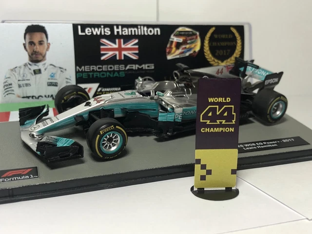 1:18 Scale. LEWIS HAMILTON #44. Mercedes-AMG PETRONIS F1 Team. W15 E Performance Bahrain GP 2024. - Diecast Models - Foto 6
