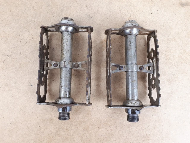 Paire de pédales vélo vintage marque WECO W . Germany filetage français