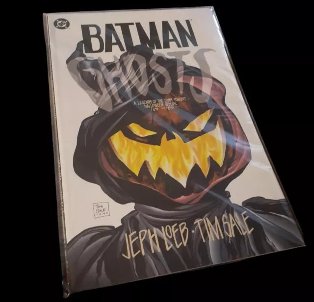 Batman Ghosts Legends Dark Knight Halloween NEWSSTAND 1ST PRINT Excellent Cond.