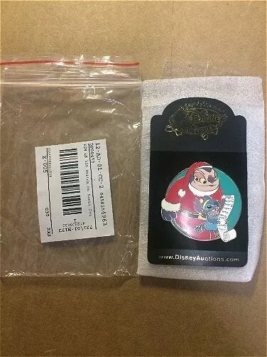 RARE LE Disney Auctions PINS Stitch Christmas List Jumbaa Santa Clause Costume