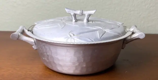 Vintage Everlast Hammered Aluminum Bamboo Casserole Lid & Clear Glass Pyrex Dish