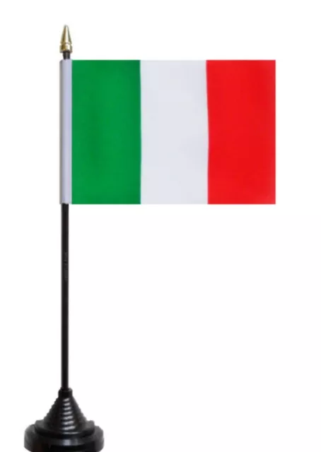 Italy Polyester Table Desk Flag