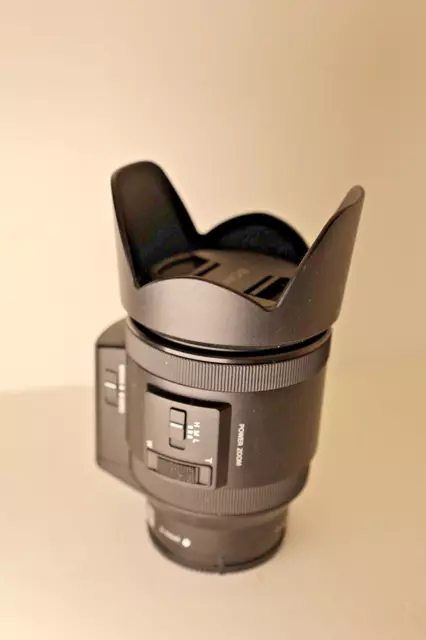 Sony SELP18 200 Zoomobjektiv für Sony - 18-200mm power zoom e-mount Händler
