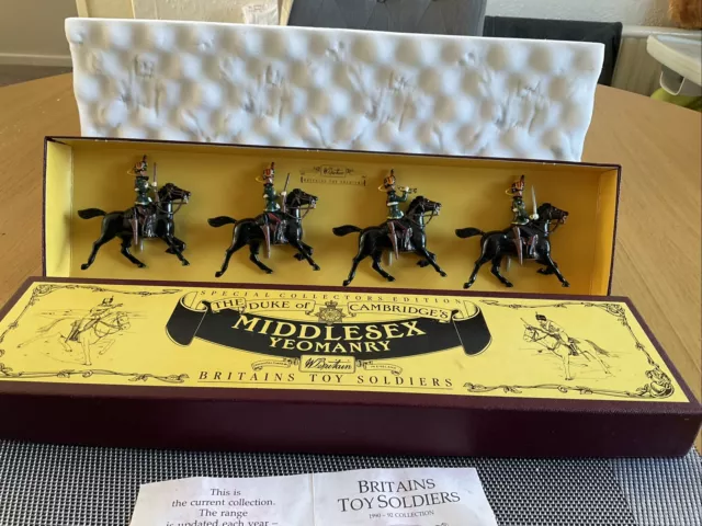 Britains 8812 Box set 1/32 painted metal Duke of Cambridge’s  Middlesex Yeomanry