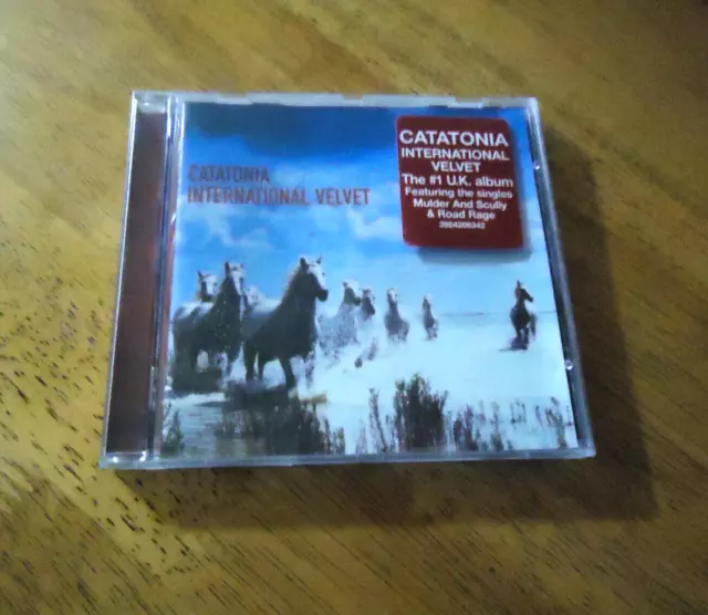 INTERNATIONAL VELVET [UK] by Catatonia (CD, 1998)