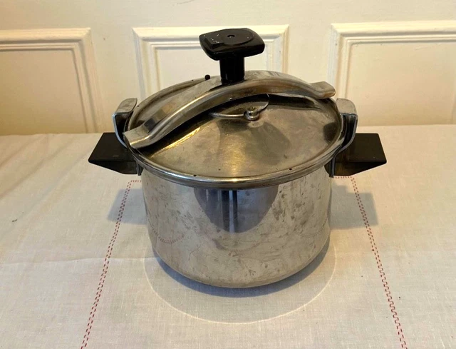 ANCIENNE COCOTTE MINUTE seb 5.5 LITRES en ALU EUR 60,00 - FR