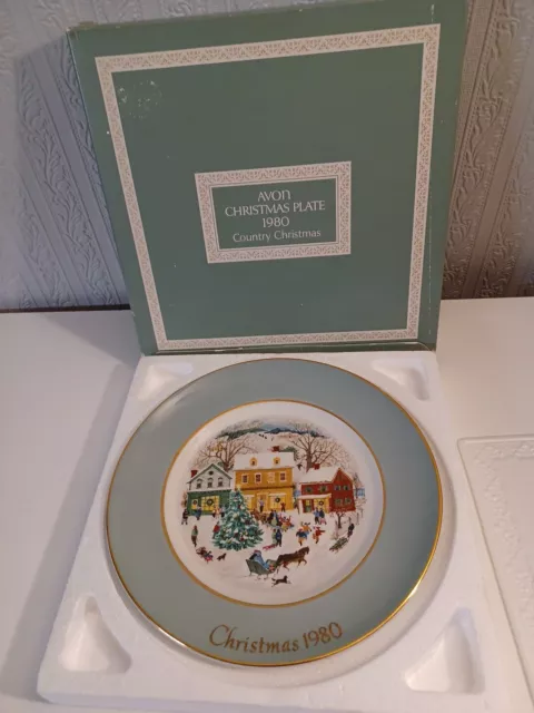 Vintage Avon 1980 Christmas plate with box
