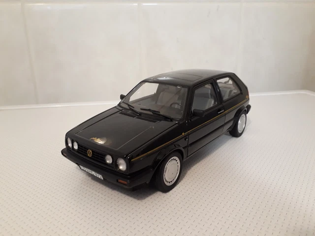 Porte Intérieure Droite Miniature Volkswagen Touareg Norev 1/18 - Occasion