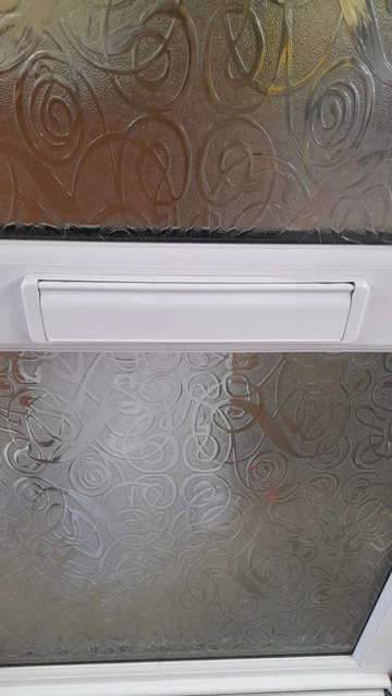 FRONT DOOR & FRAME WHITE (FIRST HOME IMPROVEMENTS Ltd) 3