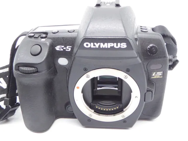 Olympus E-5 E5 Digital SLR Camera Body, MINT  Condition.VERY LOW  shutter count