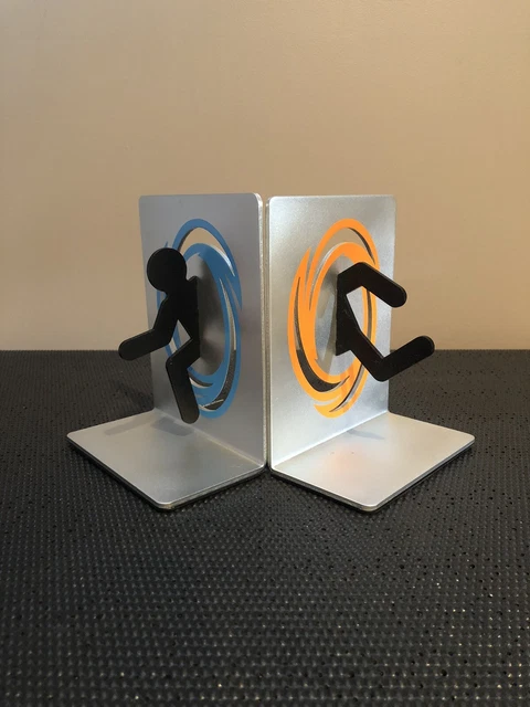 Portal 2 ThinkGeek Video Game Bookends Aluminum Metal Book Ends With Box 2
